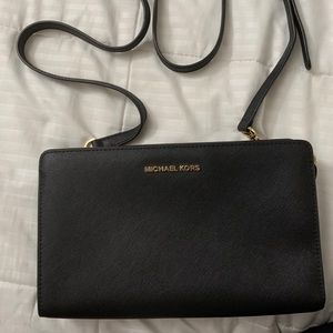 Michael Kors Cross body